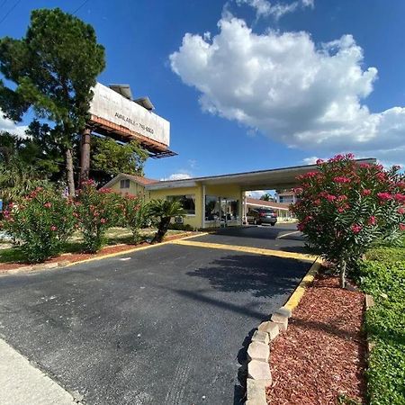 Economy Suites Winter Haven Esterno foto