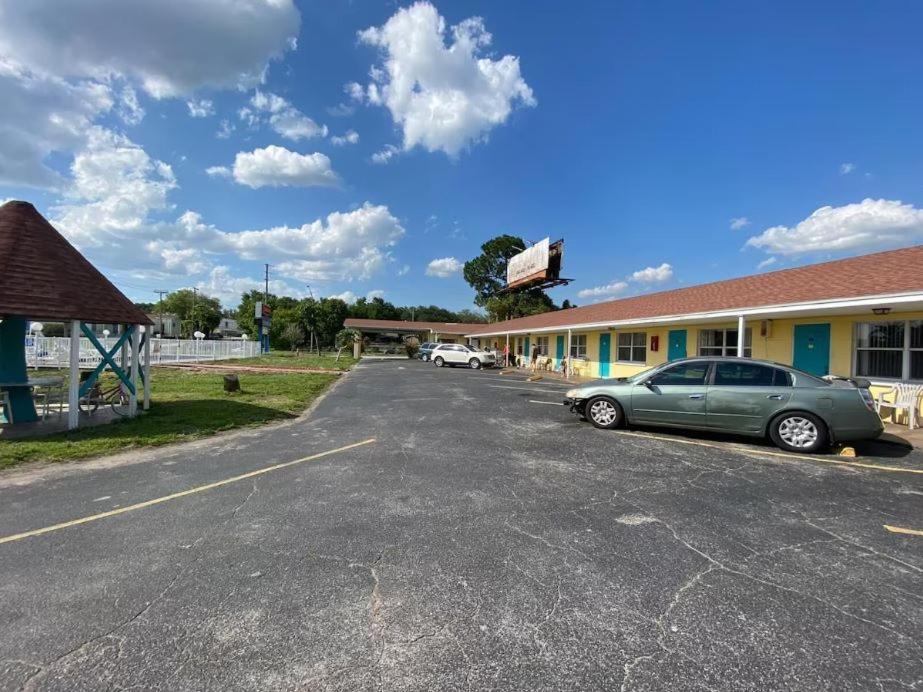 Economy Suites Winter Haven Esterno foto